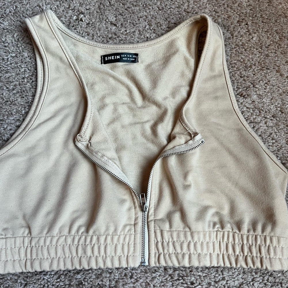Beige Zip-Up Crop Top and Shorts Set - Picture 2 of 4